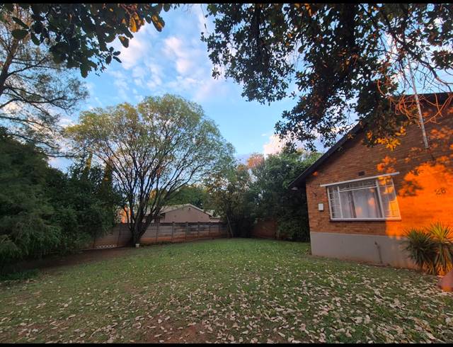3 BEDROOM HOUSE FOR SALE IN ROODIA